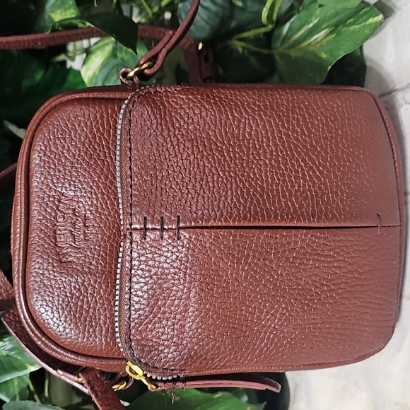 American Leather Co. Handbags - American Leather Company Cleveland Collection Brown Crossbody Bag